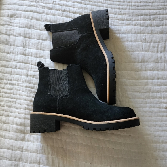 BLONDO New Suede Waterproof Chelsea Boots. - Picture 7 of 14